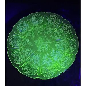 Vintage Uranium Glass  Jeanette "Cherry Blossom"  7" Dessert Plates Set Of 6